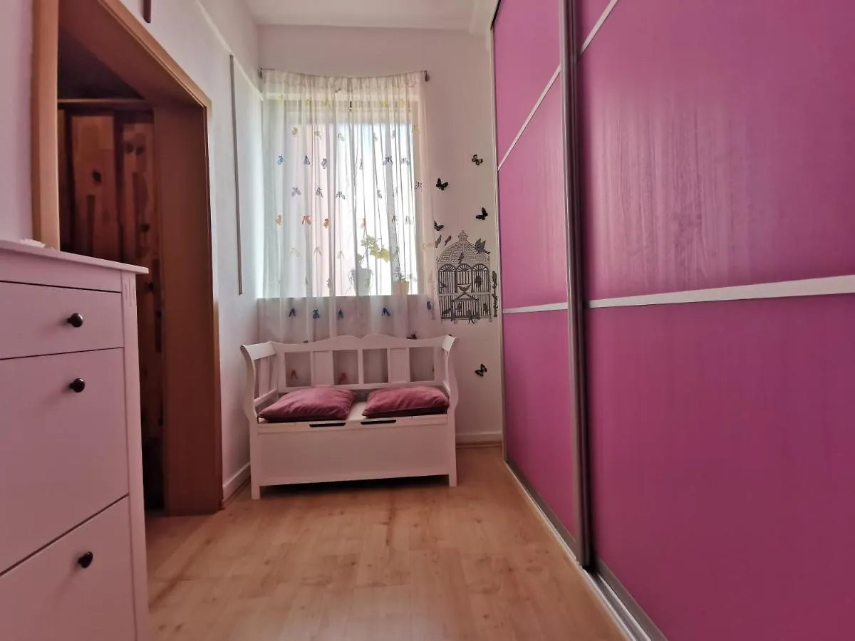 Apartment Orchidee Pula 0*,  Croatia